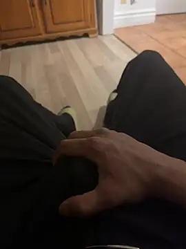 Snapshot of 4dagals chatting on 04/10/26, 03:57 4dagals online show from 04/10/26, 03:57