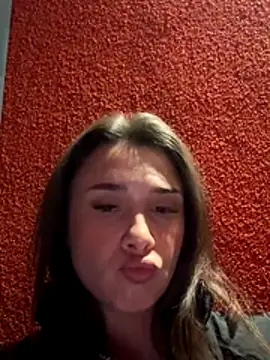 MayaVonDe online show from 12/14/25, 04:23