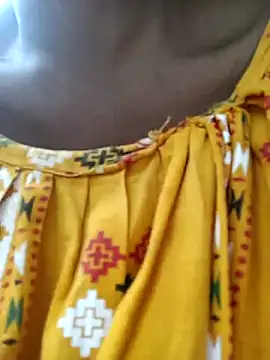 Hotty-romi3 online show from 10/08/25, 03:30