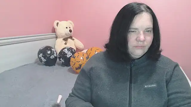 Snapshot of _alexandra_ray_ chatting on 10/24/25, 07:51 alexandra ray online show from 10/24/25, 07:51