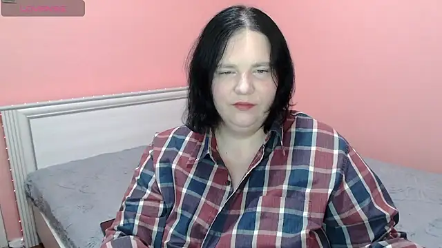 Snapshot of _alexandra_ray_ chatting on 10/07/25, 02:07 alexandra ray online show from 10/07/25, 02:07