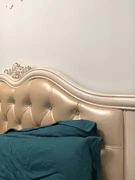 Mile-m online show from 11/11/25, 12:22