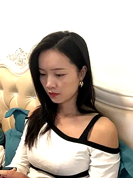 Mile-m online show from 11/08/25, 02:26