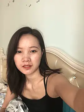 Mile-m online show from 06/14/26, 02:19