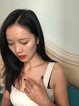 Mile-m online show from 11/30/25, 04:24