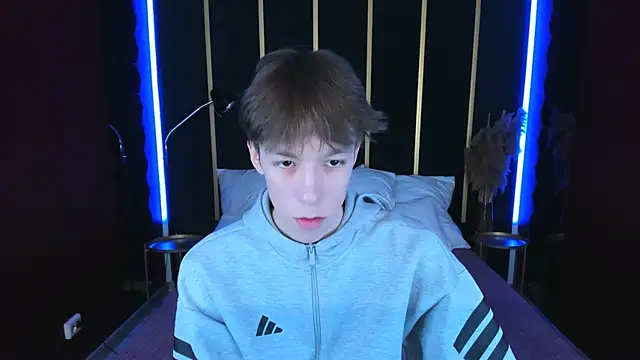 MarkBranston online show from 11/19/25, 05:51