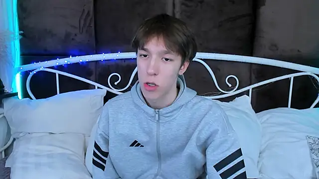 MarkBranston online show from 02/04/26, 03:51