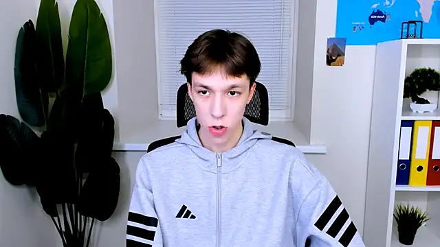 MarkBranston online show from 12/05/25, 03:43