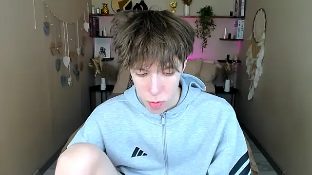 MarkBranston online show from 04/10/26, 02:35