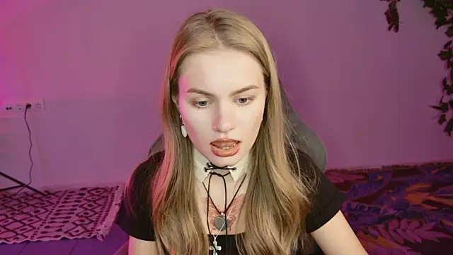 Snapshot of swag_evalution chatting on 10/09/25, 01:11 swag evalution online show from 10/09/25, 01:11