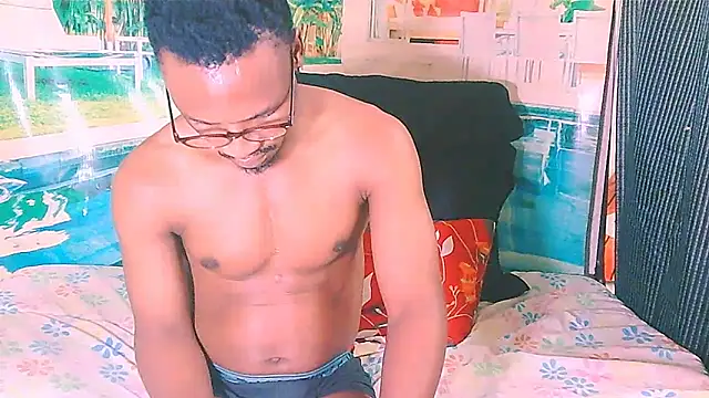 EbonyTiger69 online show from 04/15/26, 05:24