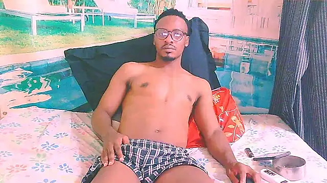 EbonyTiger69 online show from 04/03/26, 12:39