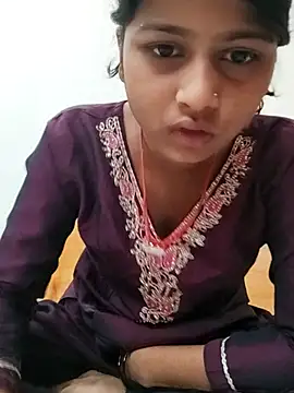 Saniya Doll online show from 06/04/26, 05:28