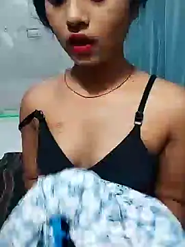 Snapshot of Saniya_Doll chatting on 10/15/25, 08:33 Saniya Doll online show from 10/15/25, 08:33
