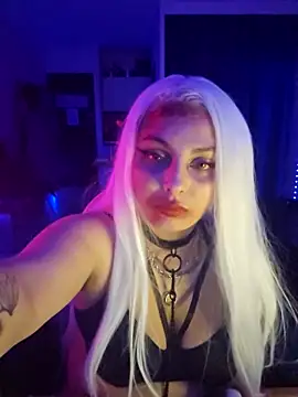 keira 6247 online show from 10/31/25, 09:54