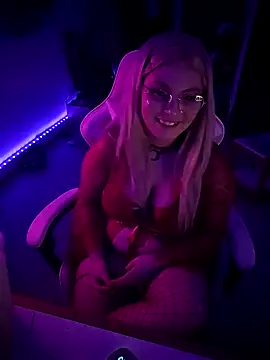 keira 6247 online show from 10/22/25, 04:50