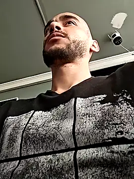 2 fire online show from 03/25/26, 04:28