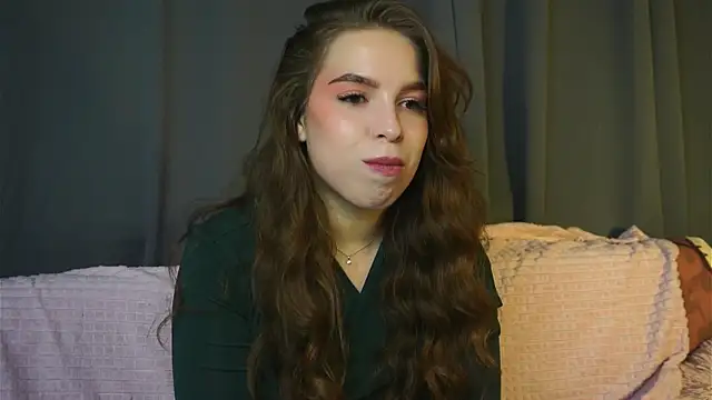 Snapshot of ToniaRoehr chatting on 10/09/25, 08:53 ToniaRoehr online show from 10/09/25, 08:53