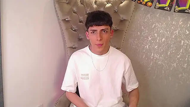 MateoMitchell online show from 10/17/25, 04:05