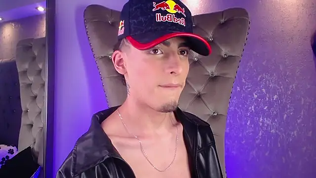 MateoMitchell online show from 03/25/26, 04:56