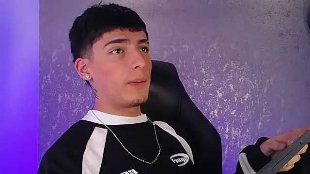 MateoMitchell online show from 11/24/25, 05:29