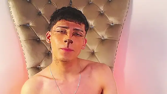 MateoMitchell online show from 10/27/25, 05:08