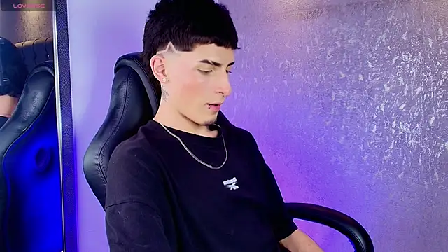 MateoMitchell online show from 04/07/26, 04:58