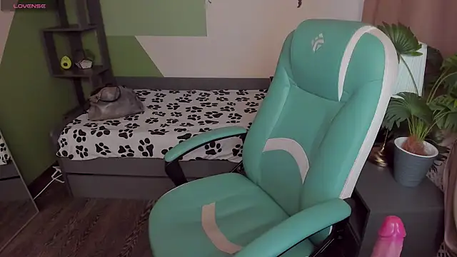 Snapshot of Sarah_babyyy chatting on 11/10/25, 06:18 Sarah babyyy online show from 11/10/25, 06:18