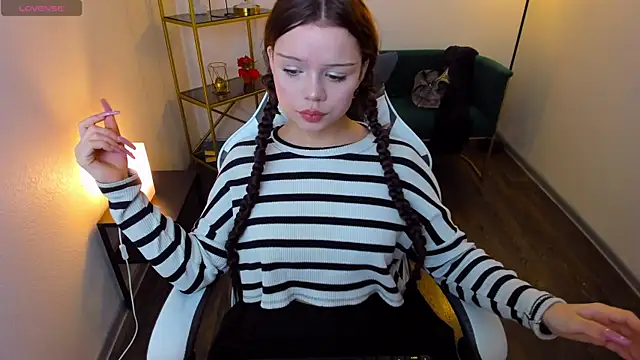 Sarah babyyy online show from 10/15/25, 06:11