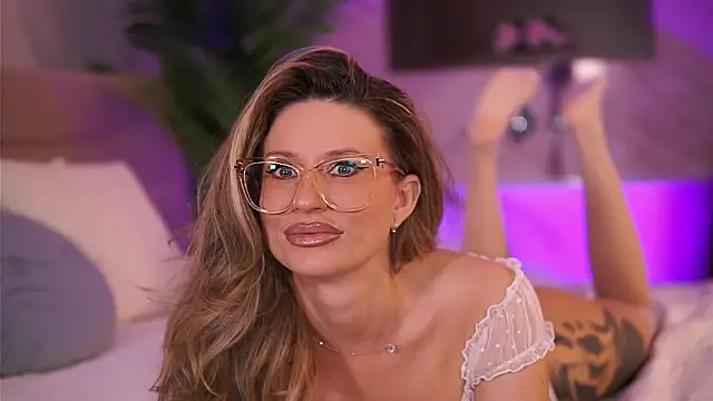 AvaMaddisson online show from 02/26/26, 04:23