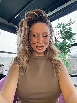 AvaMaddisson online show from 03/28/26, 06:36