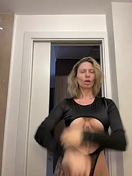 AvaMaddisson online show from 02/07/26, 03:47