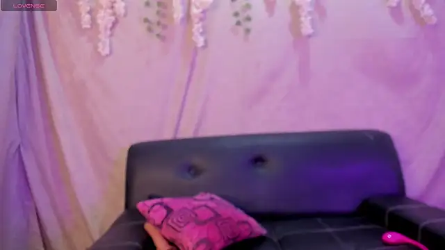 Alina Chapman online show from 10/22/25, 11:58