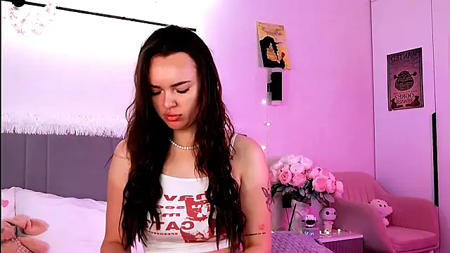 JenniferLouns online show from 10/06/25, 11:33