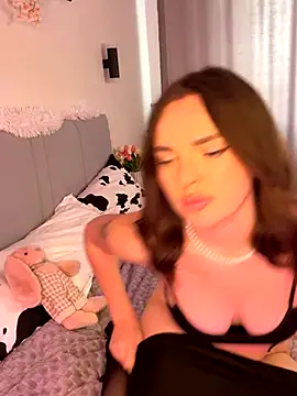 JenniferLouns online show from 10/16/25, 10:34