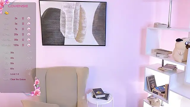 Snapshot of Sarah_Lert chatting on 10/11/25, 06:14 Sarah Lert online show from 10/11/25, 06:14
