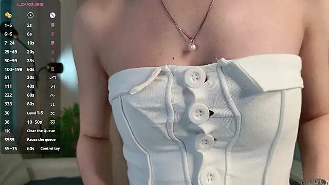 Playful Lia online show from 02/15/26, 02:27