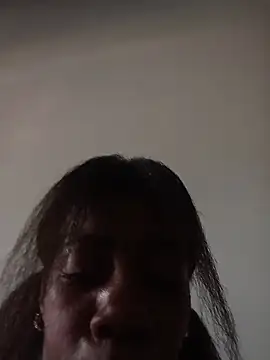 ThaliaWest online show from 11/18/25, 06:44