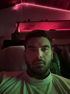 Leeeek23 online show from 04/19/26, 05:08