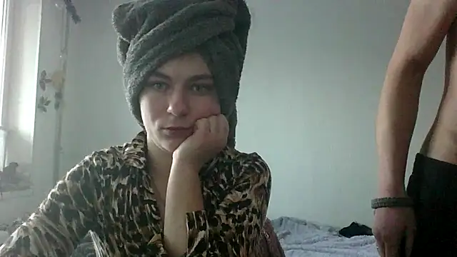 Twolatte1520 online show from 02/04/26, 10:43