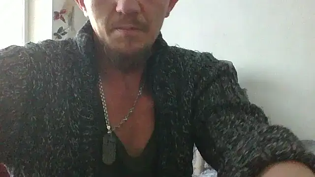 Twolatte1520 online show from 04/17/26, 09:34