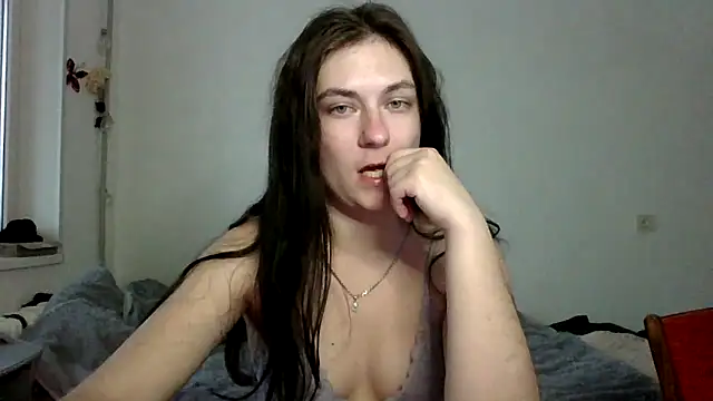 Twolatte1520 online show from 12/04/25, 12:37