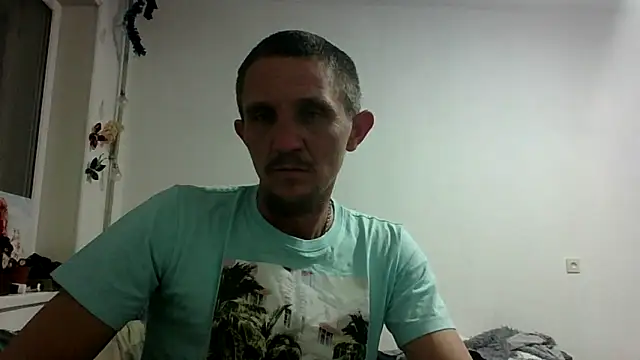 Twolatte1520 online show from 04/02/26, 05:19