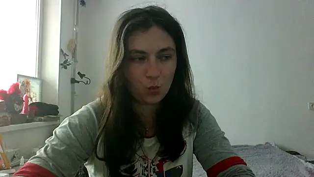 Snapshot of Twolatte1520 chatting on 06/04/26, 08:30 Twolatte1520 online show from 06/04/26, 08:30