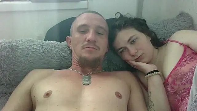 Twolatte1520 online show from 04/10/26, 09:38