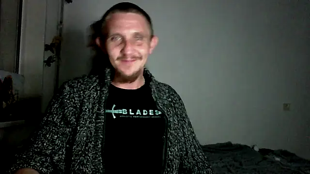 Twolatte1520 online show from 04/19/26, 01:06