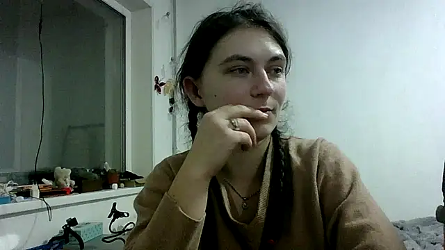 Twolatte1520 online show from 12/16/25, 08:02