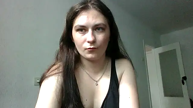 Snapshot of Twolatte1520 chatting on 06/10/26, 12:50 Twolatte1520 online show from 06/10/26, 12:50