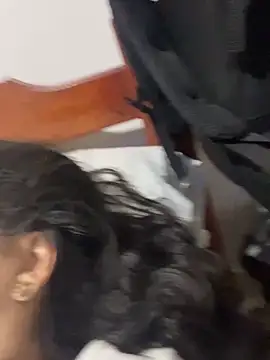 lady and charly online show from 10/25/25, 06:34