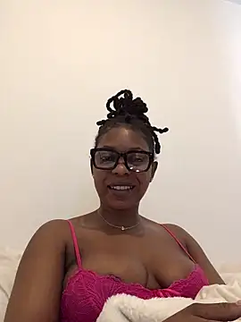 CurvyGoddessXxx online show from 10/05/25, 01:57